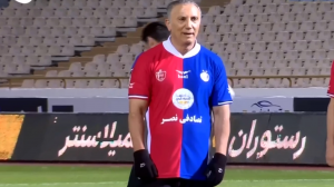 گل سوم منتخب استقلال پرسپولیس به منتخب 98 توسط حمید درخشان