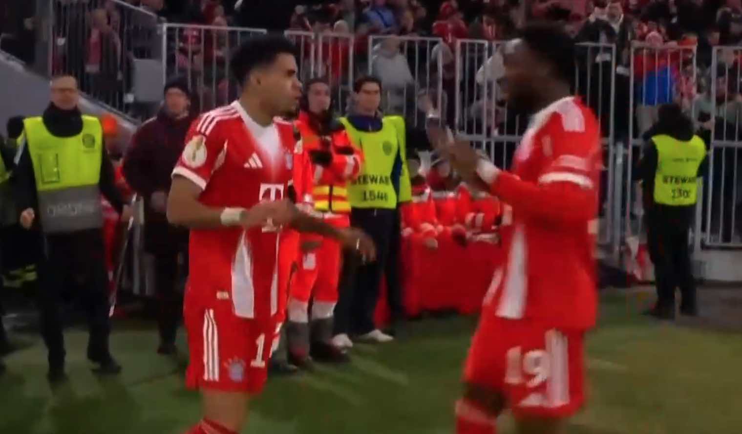 گل دوم بایرن مونیخ به لایپزیش توسط لوئیز دیاز