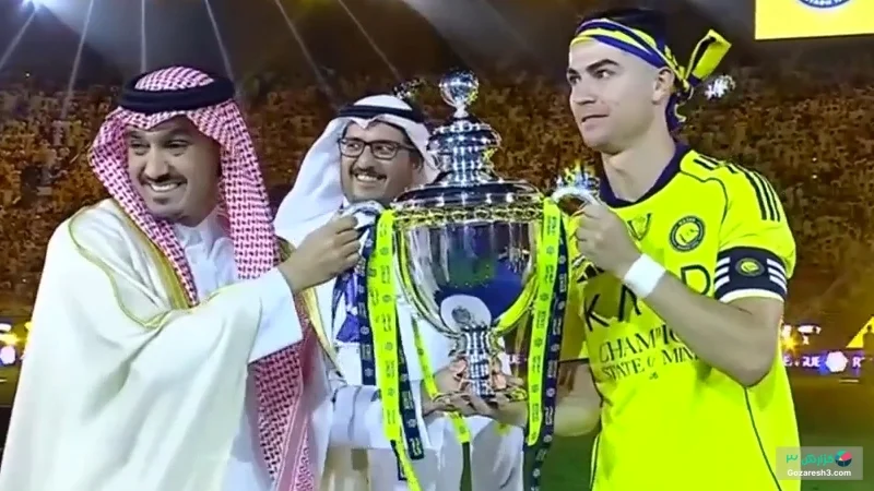 جشن قهرمانی النصر و بالابردن جام توسط رونالدو